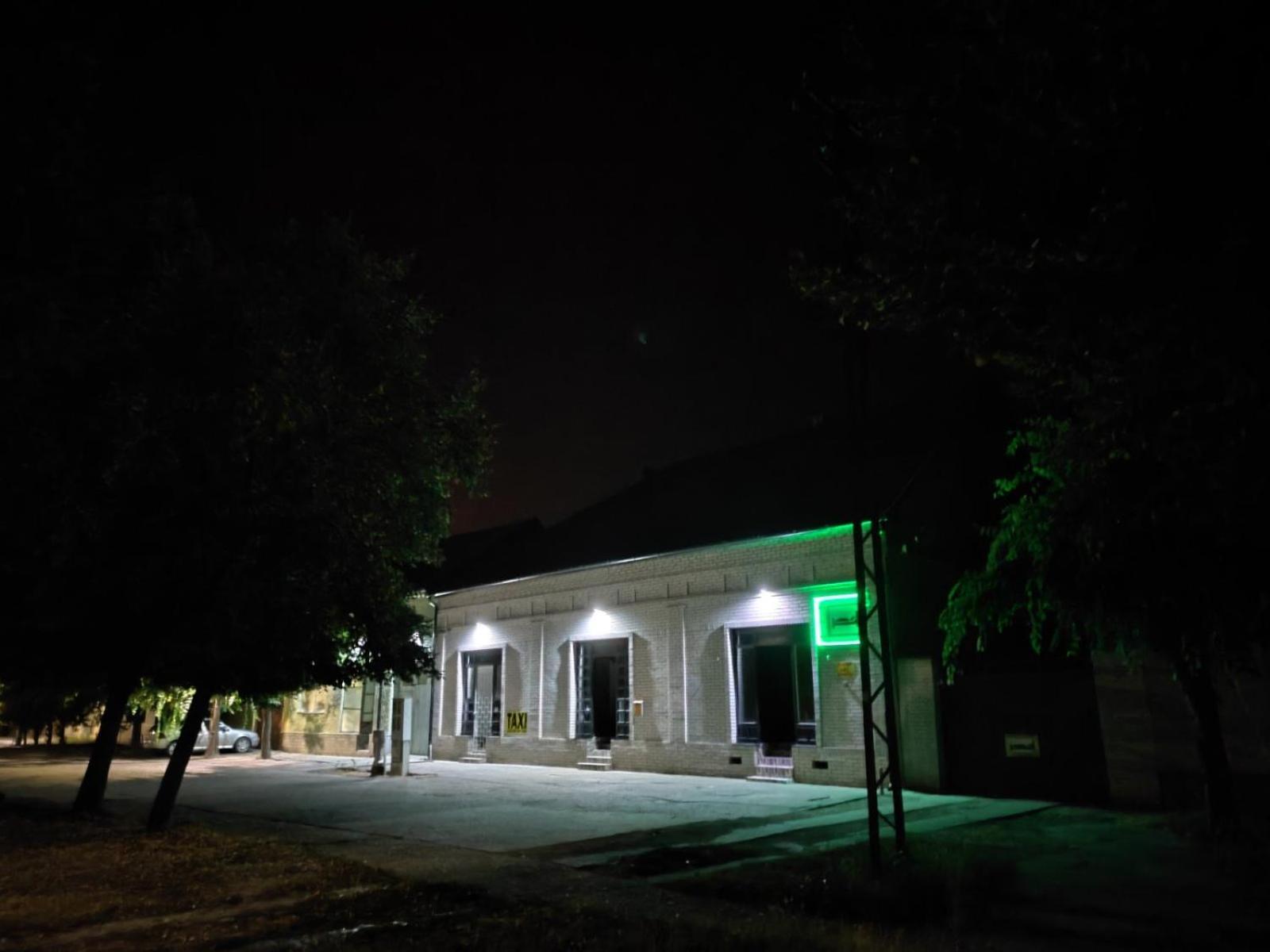 Hostel Horgos Centar Esterno foto